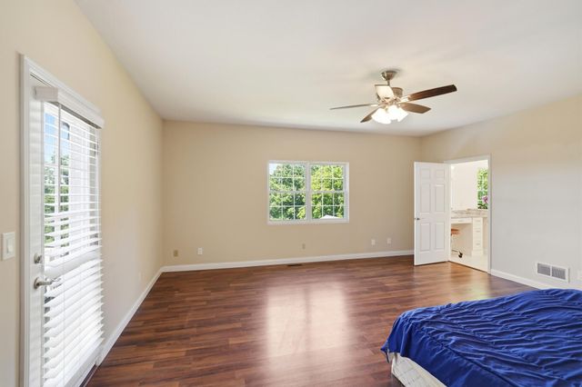 111 Beverly Lane, Dry Ridge, KY 41035