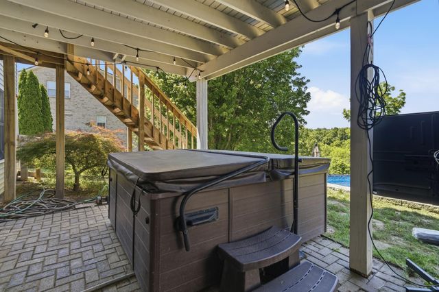 111 Beverly Lane, Dry Ridge, KY 41035