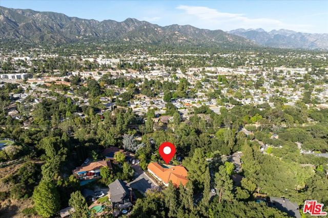 3770 Whiting Manor Lane, Glendale, CA 91208