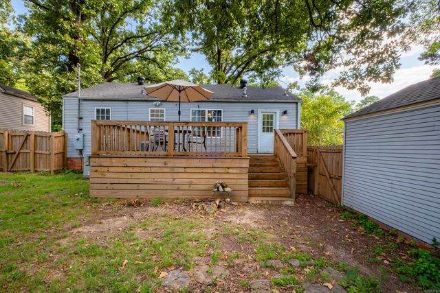 220 Pine Valley Road, Little Rock, AR 72207