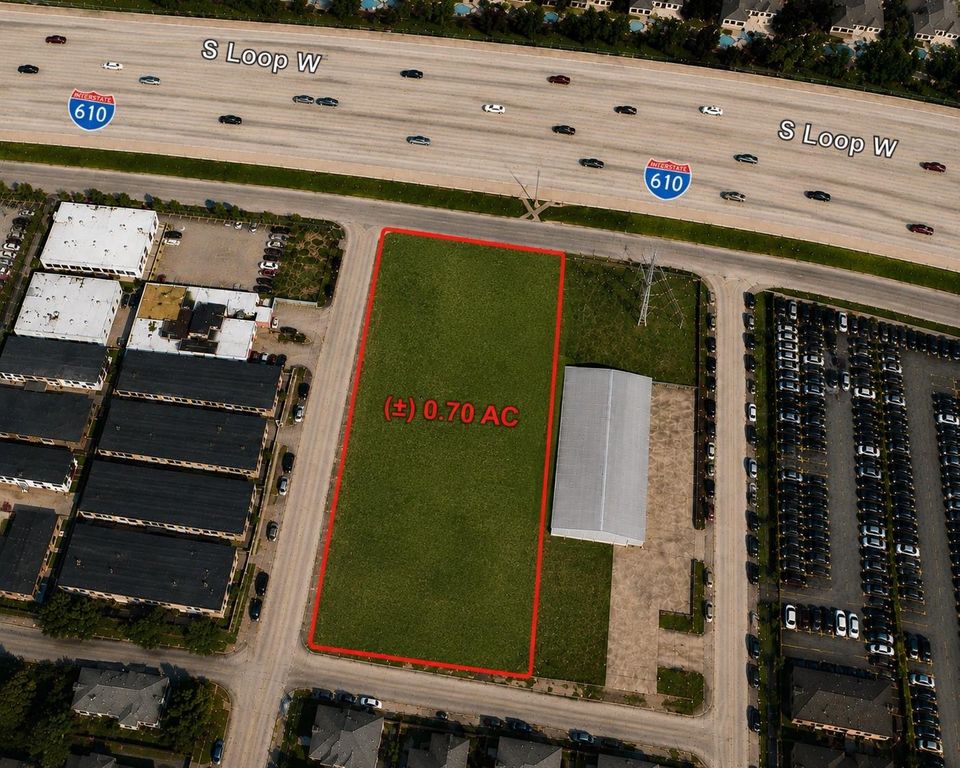 9603 Riddlewood Lane, Houston, TX 77025