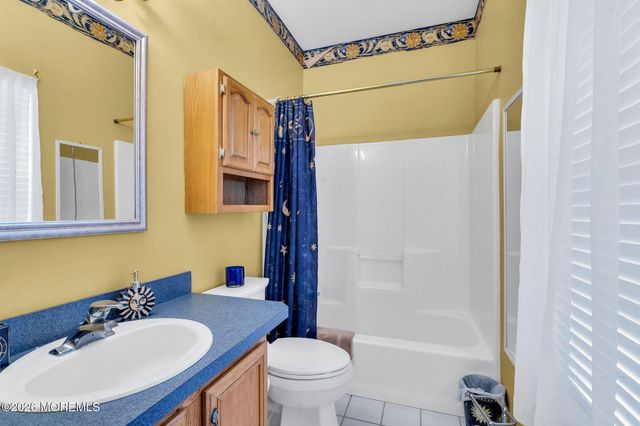 3 Kingfisher Court, Jackson, NJ 08527