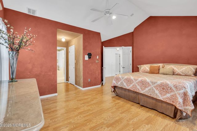 3 Kingfisher Court, Jackson, NJ 08527
