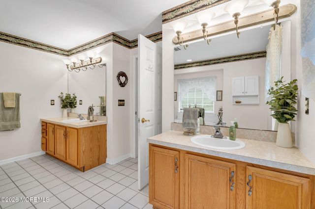 3 Kingfisher Court, Jackson, NJ 08527