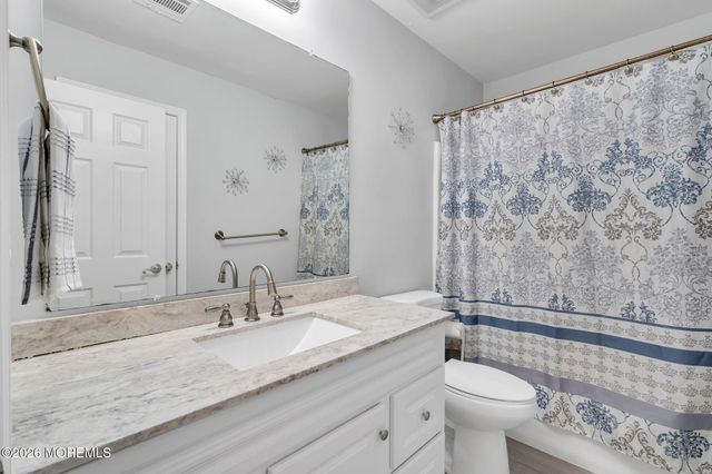 3 Kingfisher Court, Jackson, NJ 08527