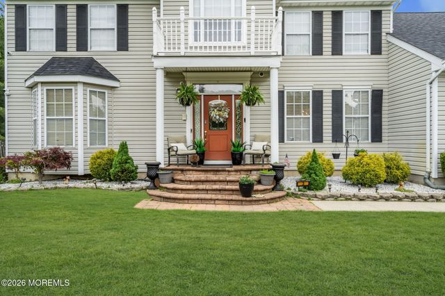 3 Kingfisher Court, Jackson, NJ 08527