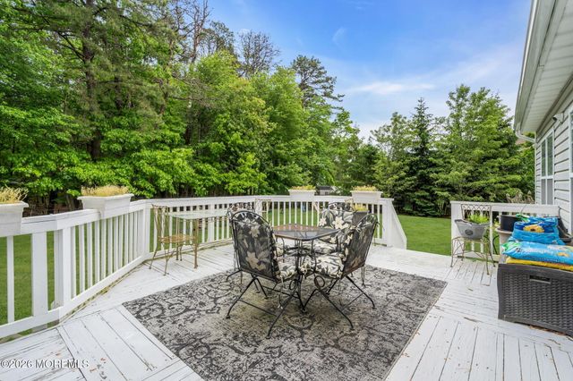 3 Kingfisher Court, Jackson, NJ 08527