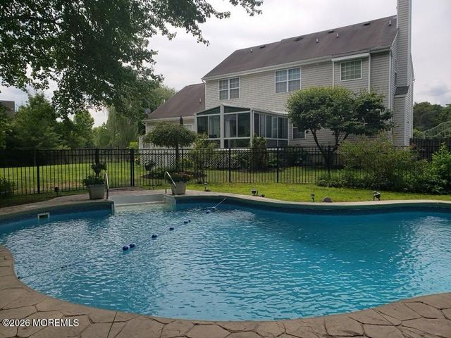 3 Kingfisher Court, Jackson, NJ 08527