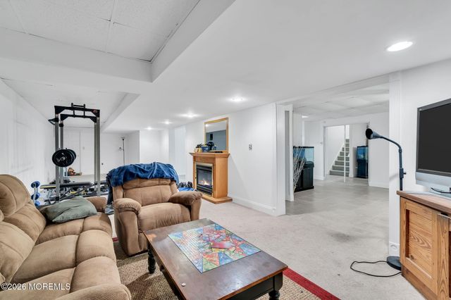 3 Kingfisher Court, Jackson, NJ 08527