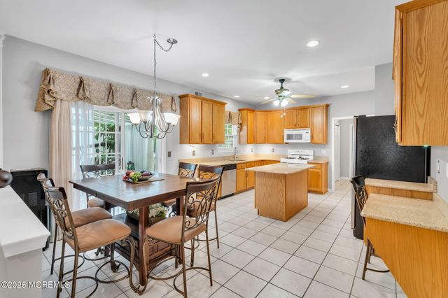 3 Kingfisher Court, Jackson, NJ 08527