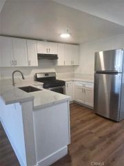 4326 W 142nd Street 8, Hawthorne, CA 90250