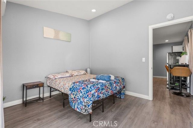 2040 Kilson Drive, Santa Ana, CA 92707