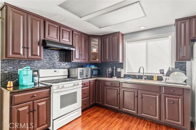 2040 Kilson Drive, Santa Ana, CA 92707