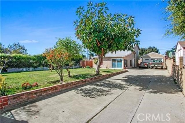 2040 Kilson Drive, Santa Ana, CA 92707