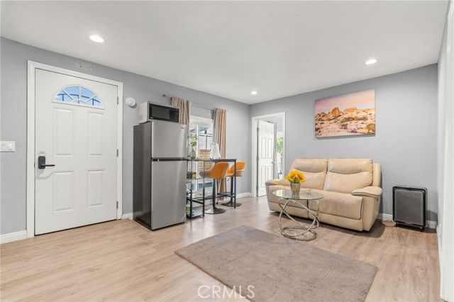 2040 Kilson Drive, Santa Ana, CA 92707