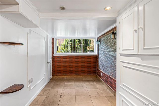 19-01 21st Drive, Astoria, NY 11105