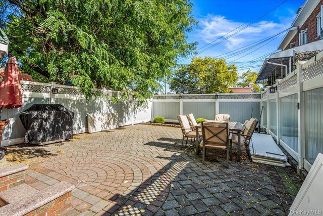 19-01 21st Drive, Astoria, NY 11105