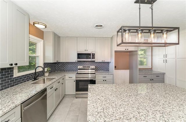 1270 Rainbow Road, Advance, NC 27006