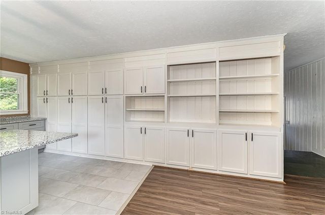 1270 Rainbow Road, Advance, NC 27006