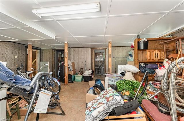 1270 Rainbow Road, Advance, NC 27006