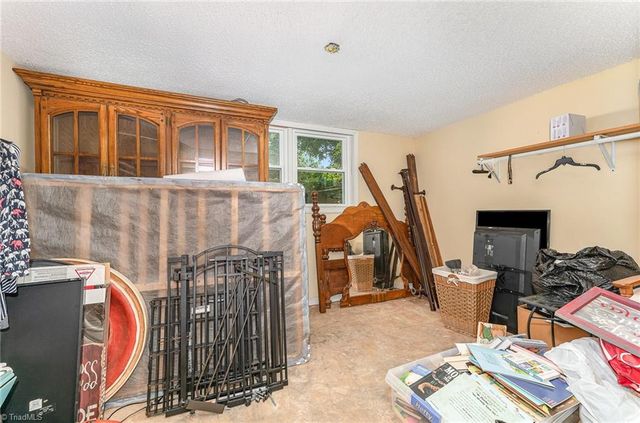1270 Rainbow Road, Advance, NC 27006