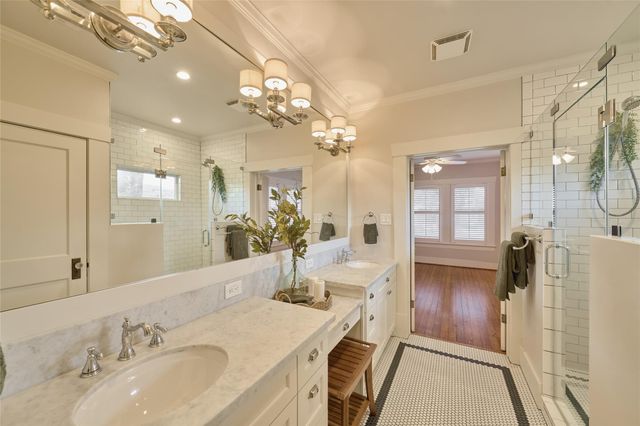 816 Le Green Street, Houston, TX 77008