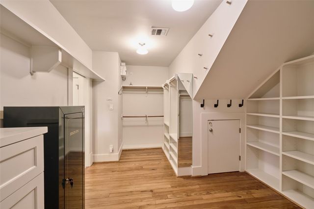 816 Le Green Street, Houston, TX 77008