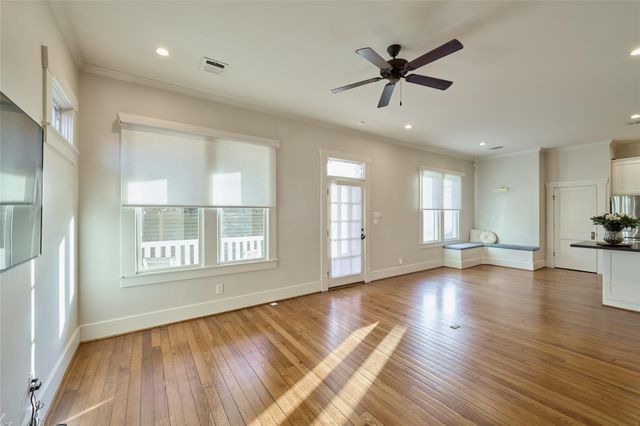 816 Le Green Street, Houston, TX 77008