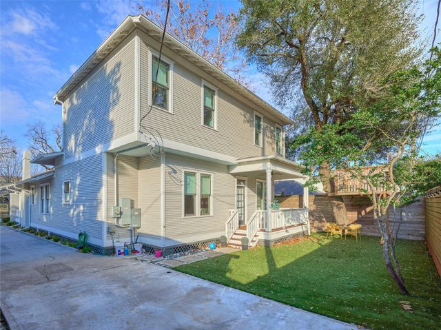 816 Le Green Street, Houston, TX 77008