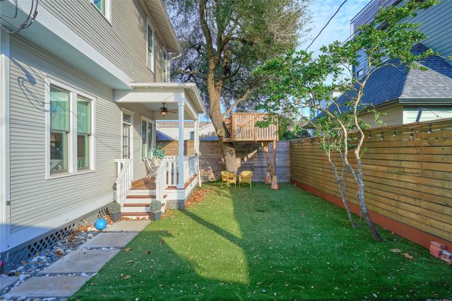 816 Le Green Street, Houston, TX 77008