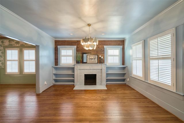 816 Le Green Street, Houston, TX 77008