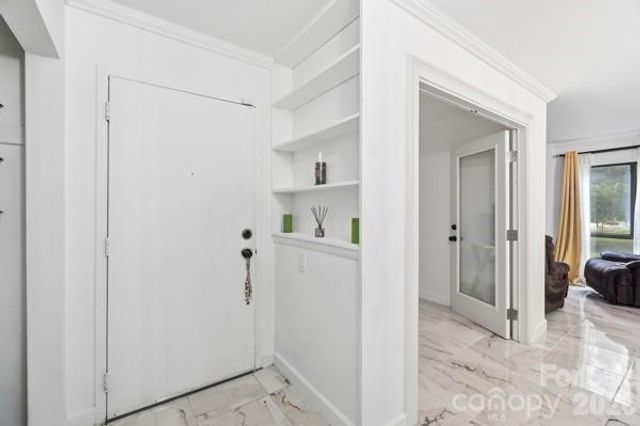 4816 Spring Lake Road, Charlotte, NC 28212