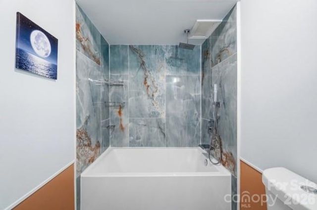 4816 Spring Lake Road, Charlotte, NC 28212