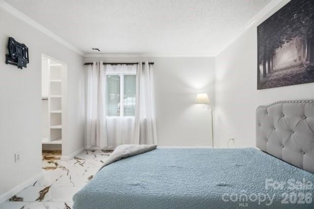 4816 Spring Lake Road, Charlotte, NC 28212