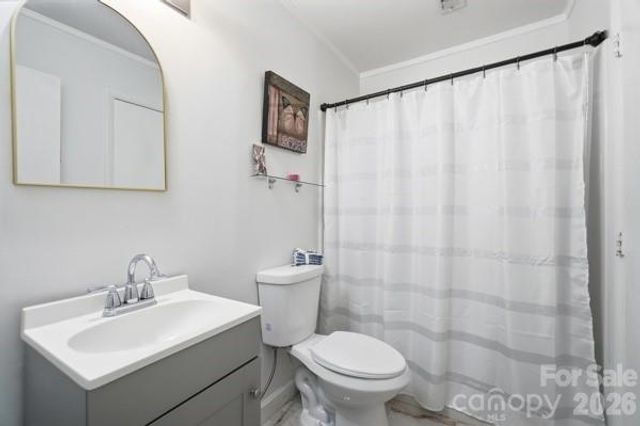 4816 Spring Lake Road, Charlotte, NC 28212