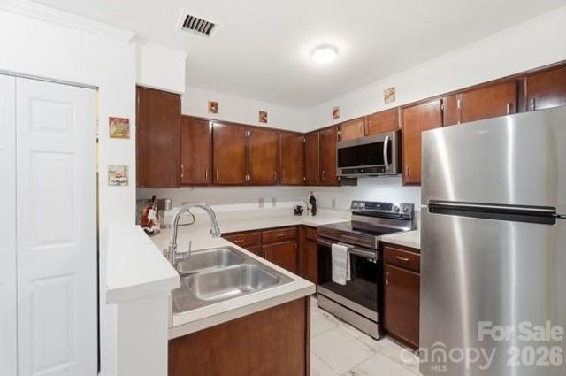 4816 Spring Lake Road, Charlotte, NC 28212