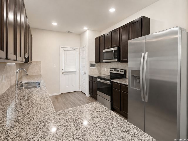 9319 Trap Rock Dr, San Antonio, TX 78211
