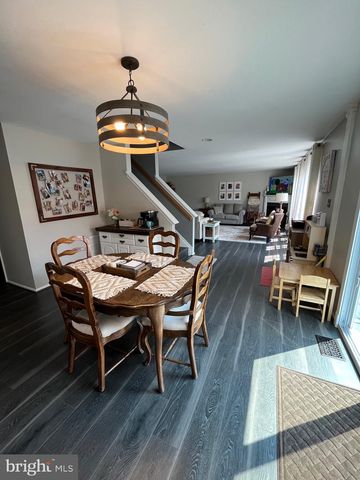 22 RIPLEY RD, Stafford, VA 22556
