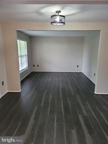 22 RIPLEY RD, Stafford, VA 22556