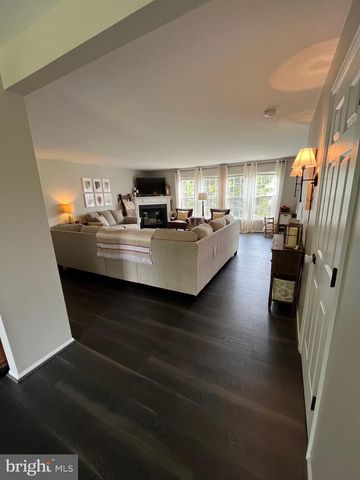 22 RIPLEY RD, Stafford, VA 22556