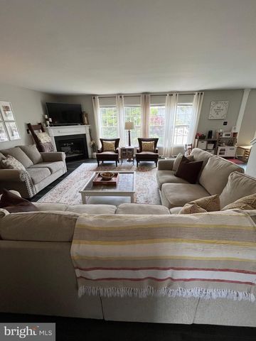 22 RIPLEY RD, Stafford, VA 22556