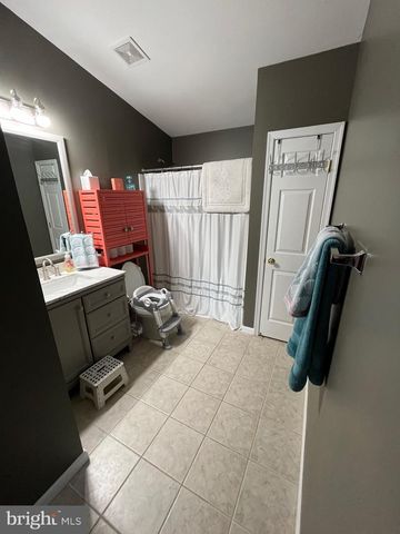 22 RIPLEY RD, Stafford, VA 22556