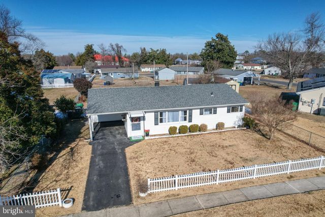 7 STEELE RD, Dover, DE 19901