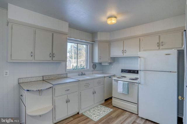 7 STEELE RD, Dover, DE 19901