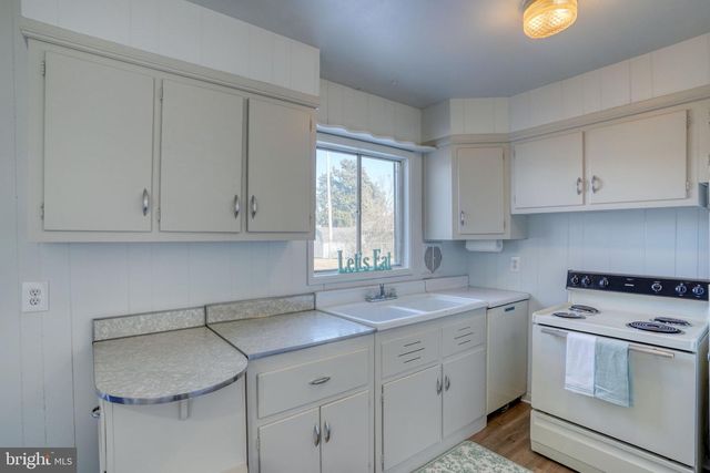 7 STEELE RD, Dover, DE 19901