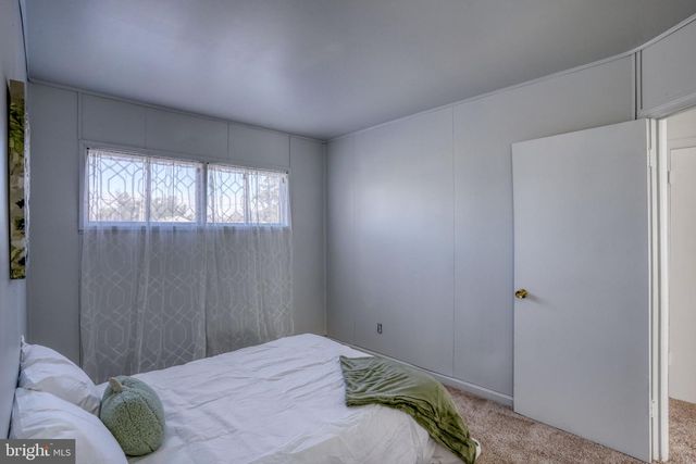 7 STEELE RD, Dover, DE 19901