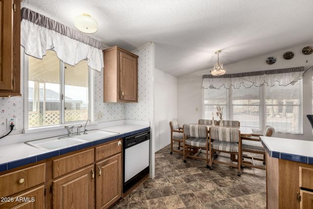 3815 N INDIANA Avenue, Florence, AZ 85132