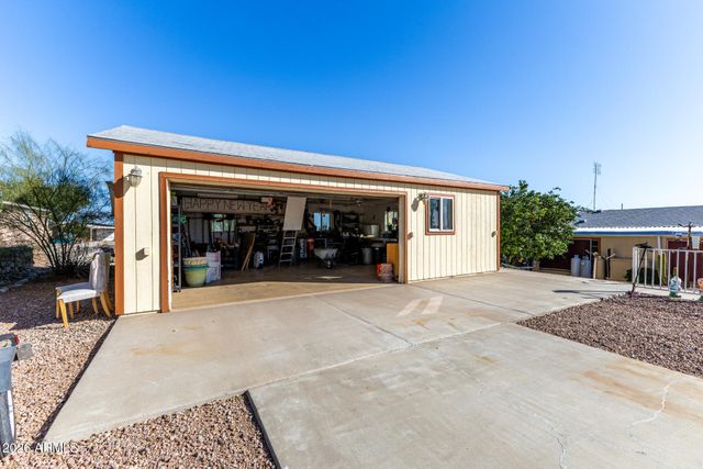 3815 N INDIANA Avenue, Florence, AZ 85132