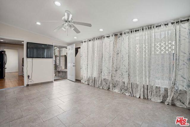 6214 Goodland Avenue, Los Angeles, CA 91606