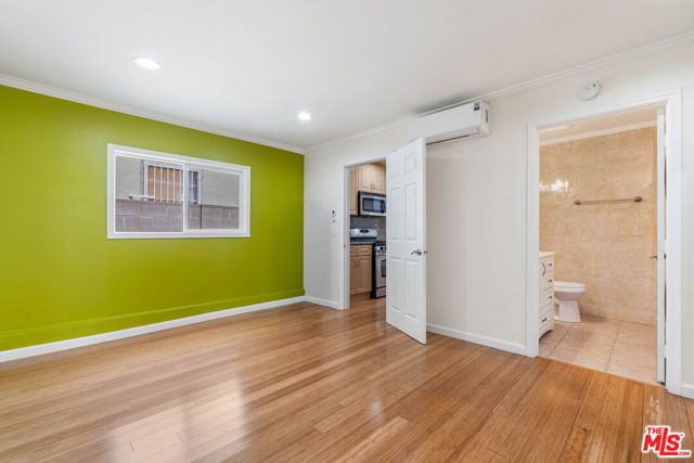 6214 Goodland Avenue, Los Angeles, CA 91606